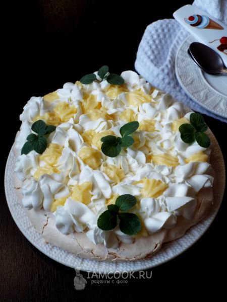 Торт «Павлова» с лимонным курдом