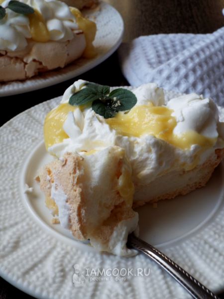 Торт «Павлова» с лимонным курдом